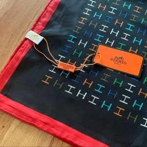Black Multi-color Hermés Silk Scarf